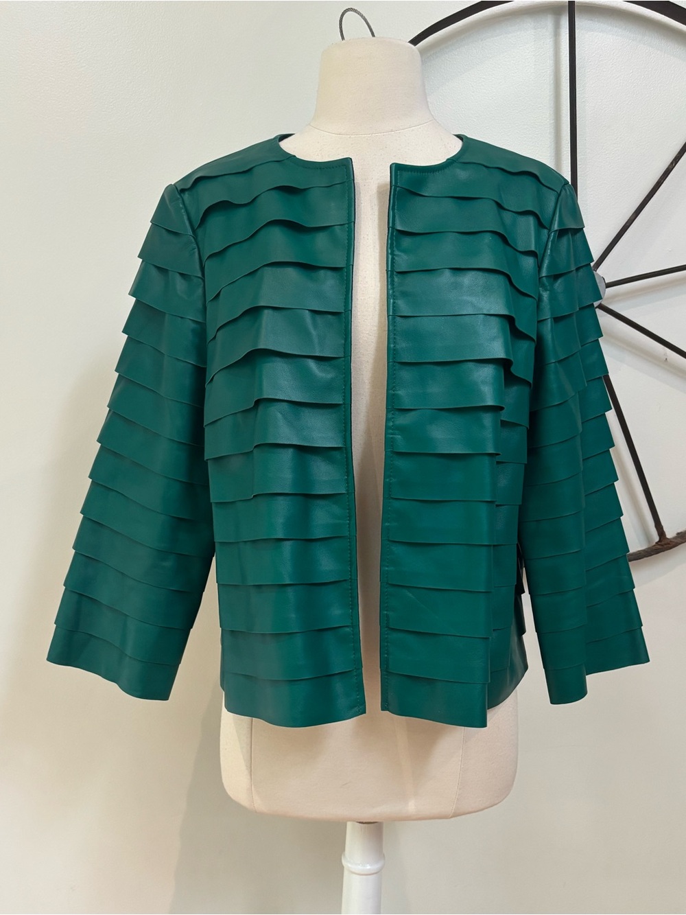 Lafayette 148 New York Grass green leather tiered open front jacket sz 10 $2698